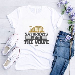 Iowa Hawkeyes Football Saturdays Are For The Wave 2023 Shirt