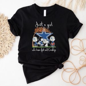 Official The Peanuts Just a girl who loves fall and Dallas Cowboys Shirt