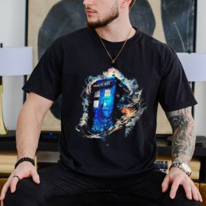 Dr Who TARDIS police publiccall box space shirt