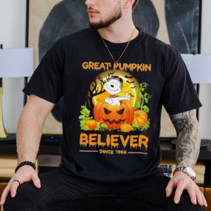 Halloween Snoopy great pumpkin believer 1966 shirt