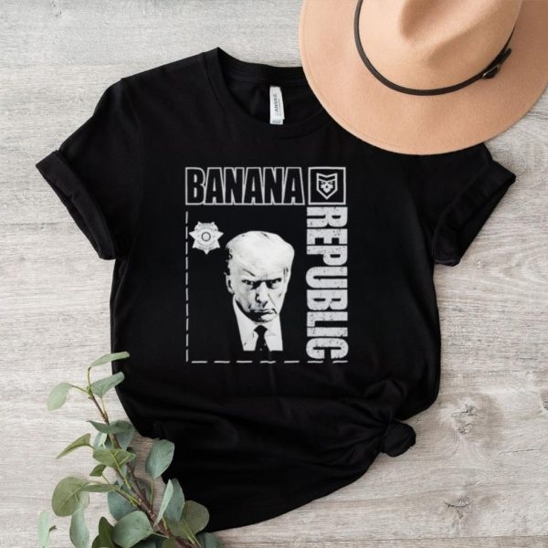 Men’s Trump mugshot Banana Republic shirt