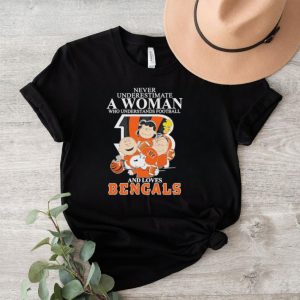 Never Underestimate A Woman Who Understands Football And Loves Bengals Mix Snoopy Peanuts Shirt