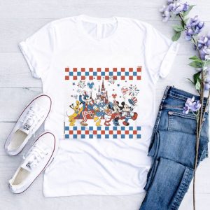 Retro Mickey And Friends Disneyland 2023 Family Vacation Shirt