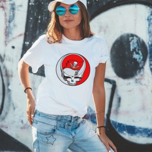 Tampa Bay Buccaneers x Grateful Dead logo shirt