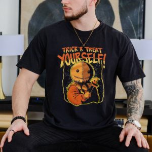 Trick ‘r treat yourself Halloween shirt