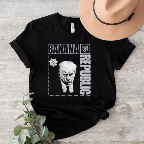 Trump mugshot banana republic shirt