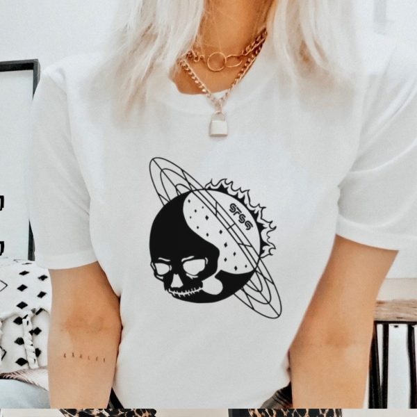 West of the moon skull shirt