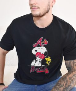 Atlanta Braves Snoopy Hug Heart Peanuts Baseball MLB Shirt