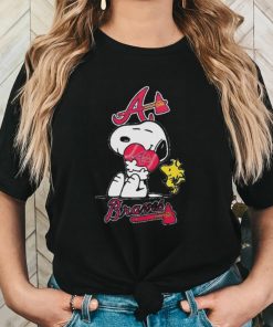 Atlanta Braves Snoopy Hug Heart Peanuts Baseball MLB Shirt