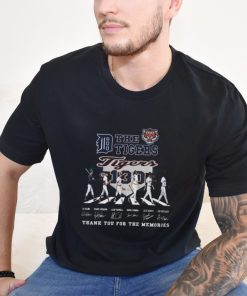 Official Detroit Tigers The Legend Of Tigers Thank You For 130 Years Signatures T Shirt