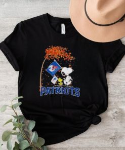 Official Peanuts Snoopy And Woodstock Parade Flag New England Patriots In The Fall T Shirt