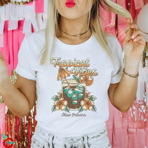 Tropical Vibes New Orleans Pontchartrain Hotel T Shirt