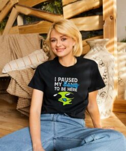 Official I Paused My Flug To Be Here Shirt