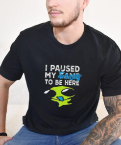 Official I Paused My Flug To Be Here Shirt