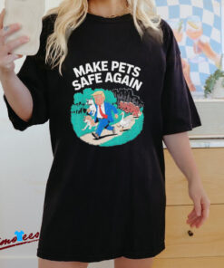 Official Make Pets Safe Again Vote Election 2024 Trump Holding Cat and Duck Shirt