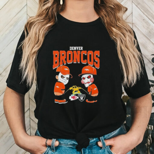 Official Michael Myers And Billy The Puppet X Denver Broncos Pee On NFL Teams Halloween 2024 Shirt