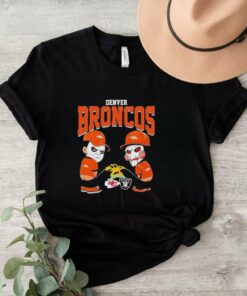 Official Michael Myers And Billy The Puppet X Denver Broncos Pee On NFL Teams Halloween 2024 Shirt