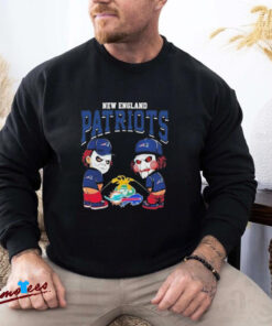 Official Michael Myers And Billy The Puppet X New England Patriots Pee On NFL Teams Halloween 2024 Shirt