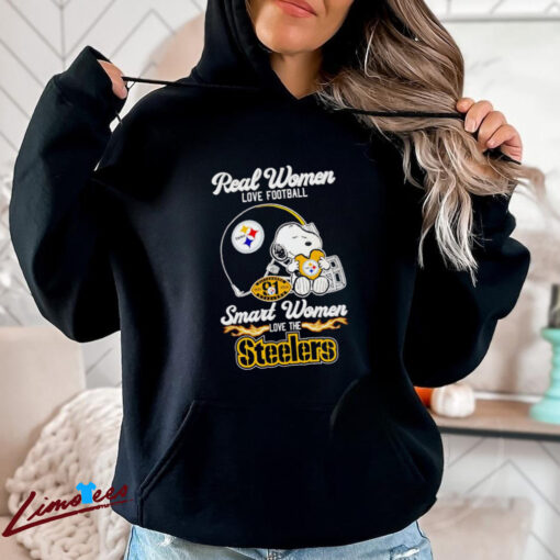 Snoopy real women love football smart women love the Steelers shirt