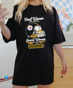 Snoopy real women love football smart women love the Steelers shirt