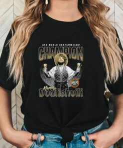 UFC world bantamweight Champion Merab Dvalishvili pose shirt