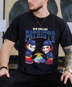 Official Michael Myers And Billy The Puppet X New England Patriots Pee On NFL Teams Halloween 2024 Shirt