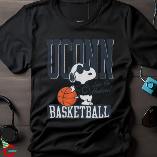 Peanuts x UConn Snoopy Basketball Tee