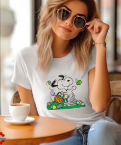 Snoopy happy easter day shirt