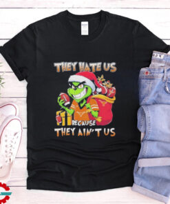 Texas Longhorns Grinch with gift bag they hate us because they ain’t us Christmas shirt