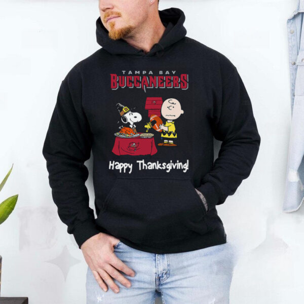 Peanuts Tampa Bay Buccaneers Football Happy Thanksgiving T Shirt