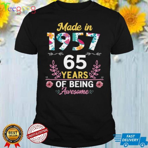 65 Years Old Gifts 65th Birthday Born in 1957 Women Girls Pullover Hoodie
