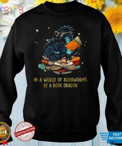 Funny Reading Book Dragon Books Nerds Dragon Lovers Halloween Graphic Unisex Sweatshirt