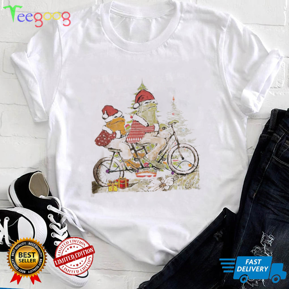 Cute Christmas Frog And Toad Love T Shirt