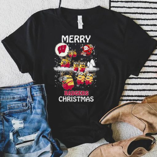 Wisconsin Badgers Minion Santa Claus With Sleigh Christmas Sweatshirt